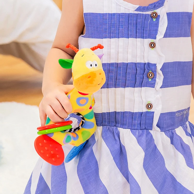Baby-animal-hand-held-rattle-bite-glue-can-bite-newborn-grasp-training-soothing-plush-toy-3.webp