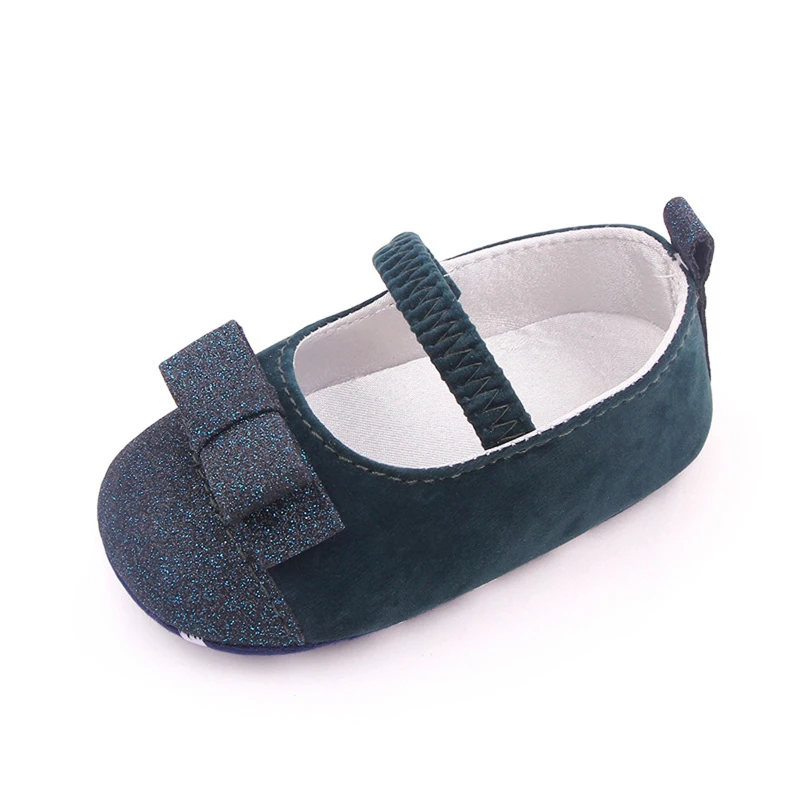 Newborn-Baby-Girls-Mary-Jane-Flats-Soft-Sole-Non-slip-Shiny-Princess-Shoes-Wedding-Dress-Shoes-4.webp